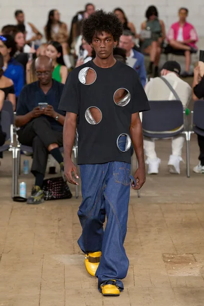 Look 4